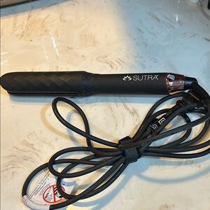 Sutra Black Hair Styling Wand